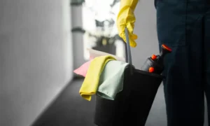 لماذا تعتبر خدمات تنظيف المكاتب ضرورية لنجاح شركتك؟